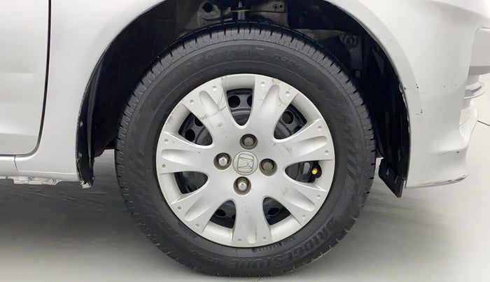 2014 Honda Amaze 1.2L I-VTEC S, Petrol, Manual, 1,03,067 km, Right Front Wheel
