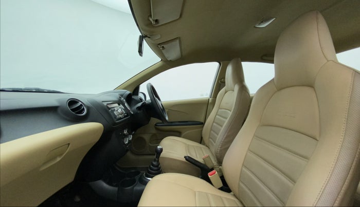 2014 Honda Amaze 1.2L I-VTEC S, Petrol, Manual, 1,03,067 km, Right Side Front Door Cabin