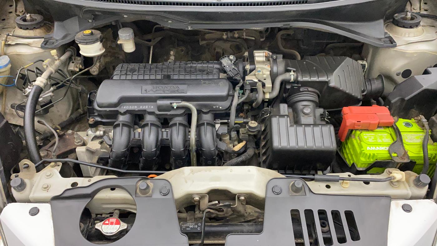 2014 Honda Amaze 1.2L I-VTEC S, Petrol, Manual, 1,03,067 km, Open Bonet