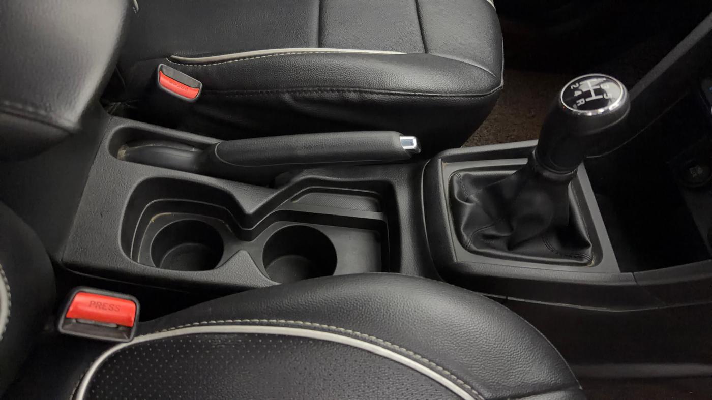 2021 Maruti Vitara Brezza VXI, Petrol, Manual, 59,757 km, Gear Lever