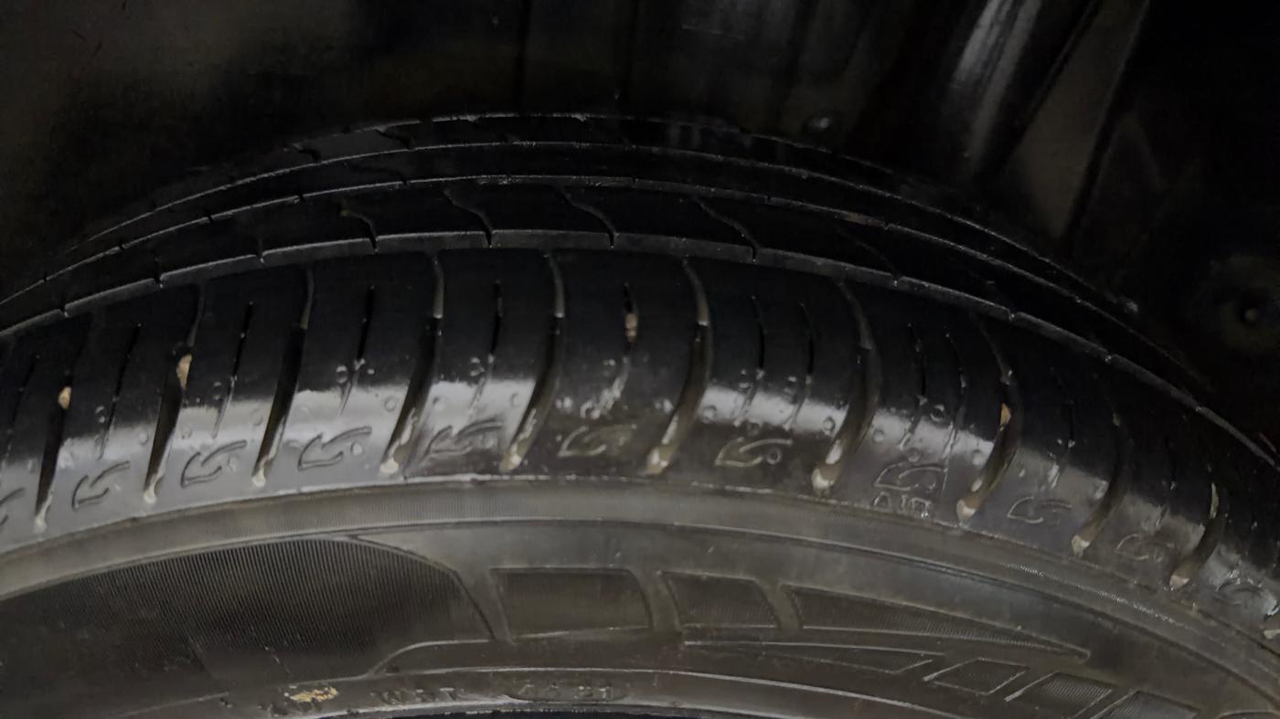 2021 Maruti Vitara Brezza VXI, Petrol, Manual, 59,757 km, Left Rear Tyre Tread