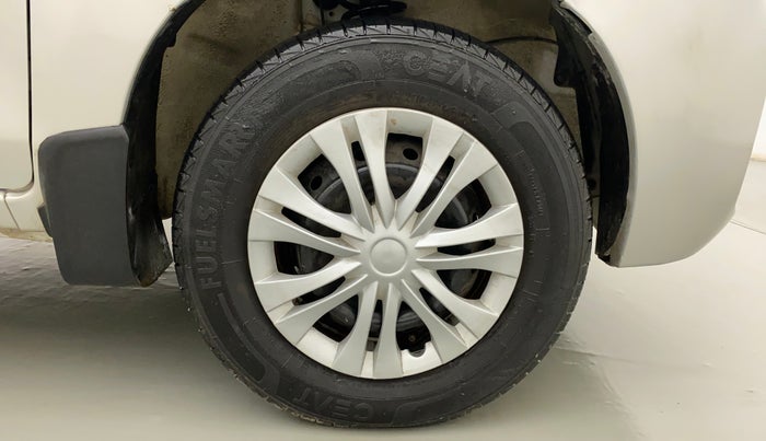 2021 Maruti Alto VXI, Petrol, Manual, 13,594 km, Right Front Wheel