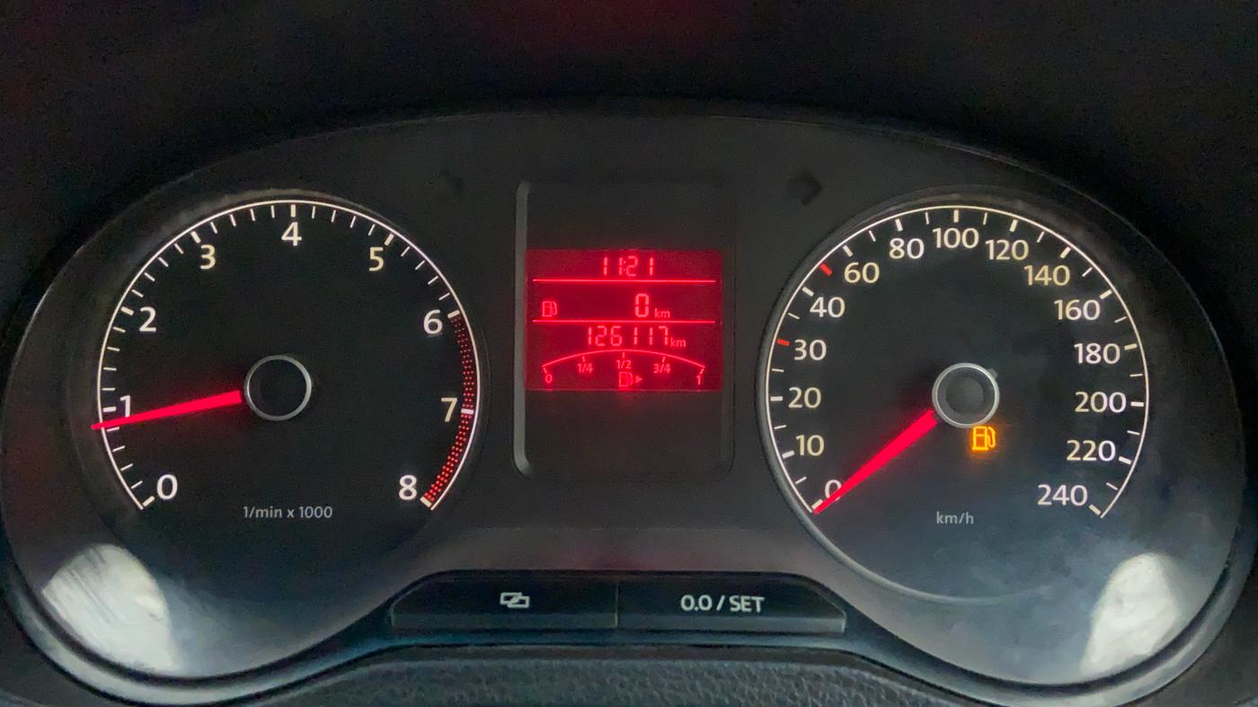 2012 Volkswagen Polo HIGHLINE1.2L PETROL, Petrol, Manual, 1,26,553 km, Odometer Image