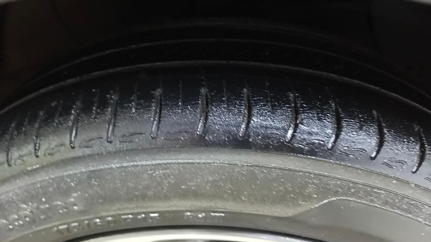2023 Hyundai AURA SX 1.2, Petrol, Manual, 50,641 km, Right Front Tyre Tread