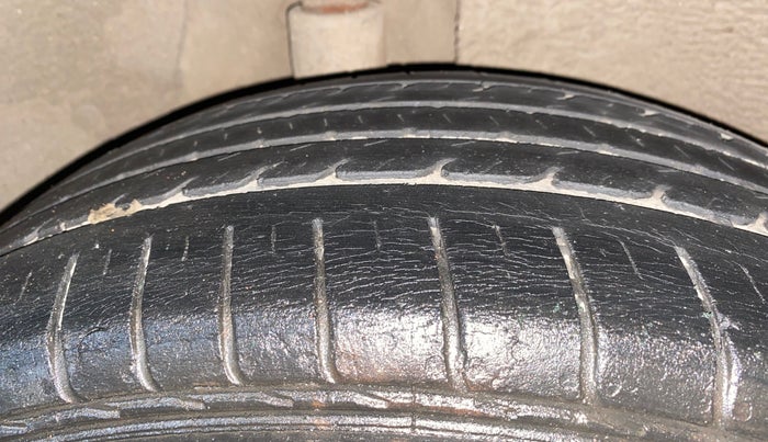 2017 Hyundai Creta SX PLUS 1.6 PETROL, Petrol, Manual, 73,888 km, Right Rear Tyre Tread