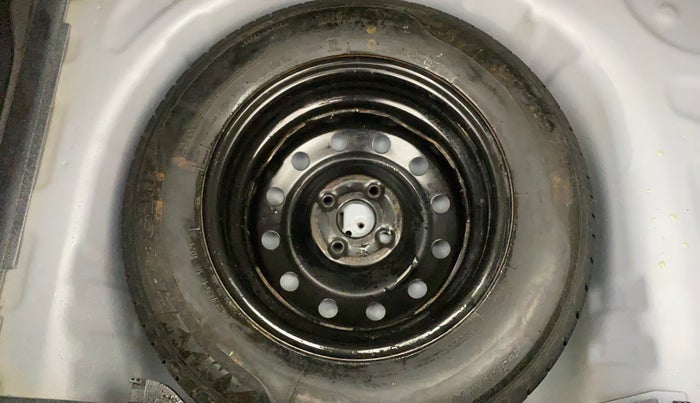 2019 Maruti Swift VXI AMT, Petrol, Automatic, 36,138 km, Spare Tyre