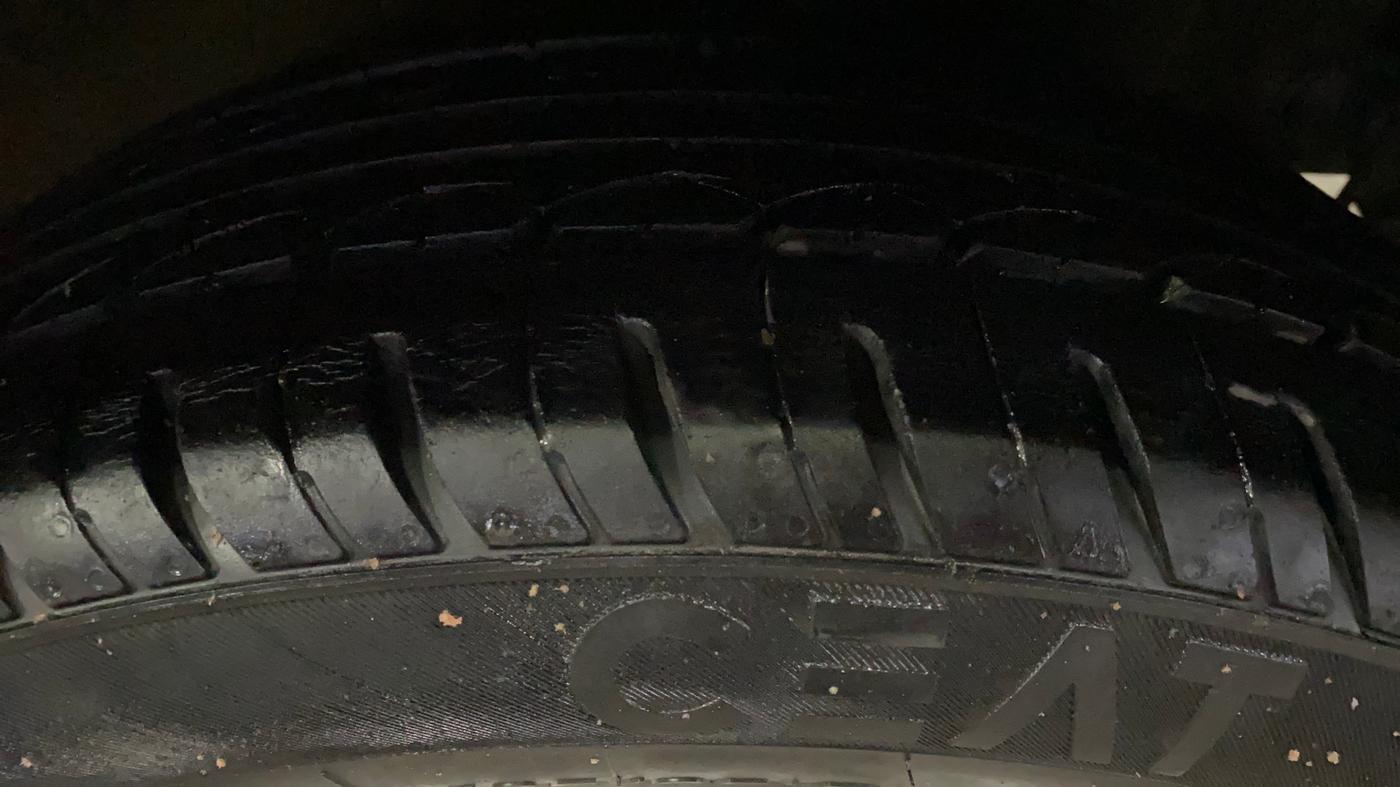 2014 Hyundai Xcent SX 1.2, Petrol, Manual, 39,438 km, Left Rear Tyre Tread