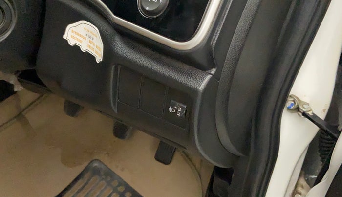 2016 Honda City 1.5L I-VTEC V MT, Petrol, Manual, 28,450 km, Dashboard - Headlight height adjustment not working