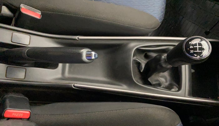 2019 Maruti Baleno ZETA PETROL 1.2, CNG, Manual, 97,794 km, Gear Lever