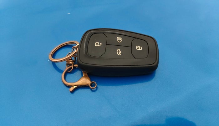 2020 Tata NEXON XZA PLUS (O) PETROL, Petrol, Automatic, 33,391 km, Key Close Up