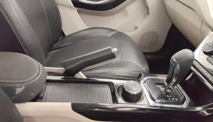 2020 Tata NEXON XZA PLUS (O) PETROL, Petrol, Automatic, 33,391 km, Gear Lever