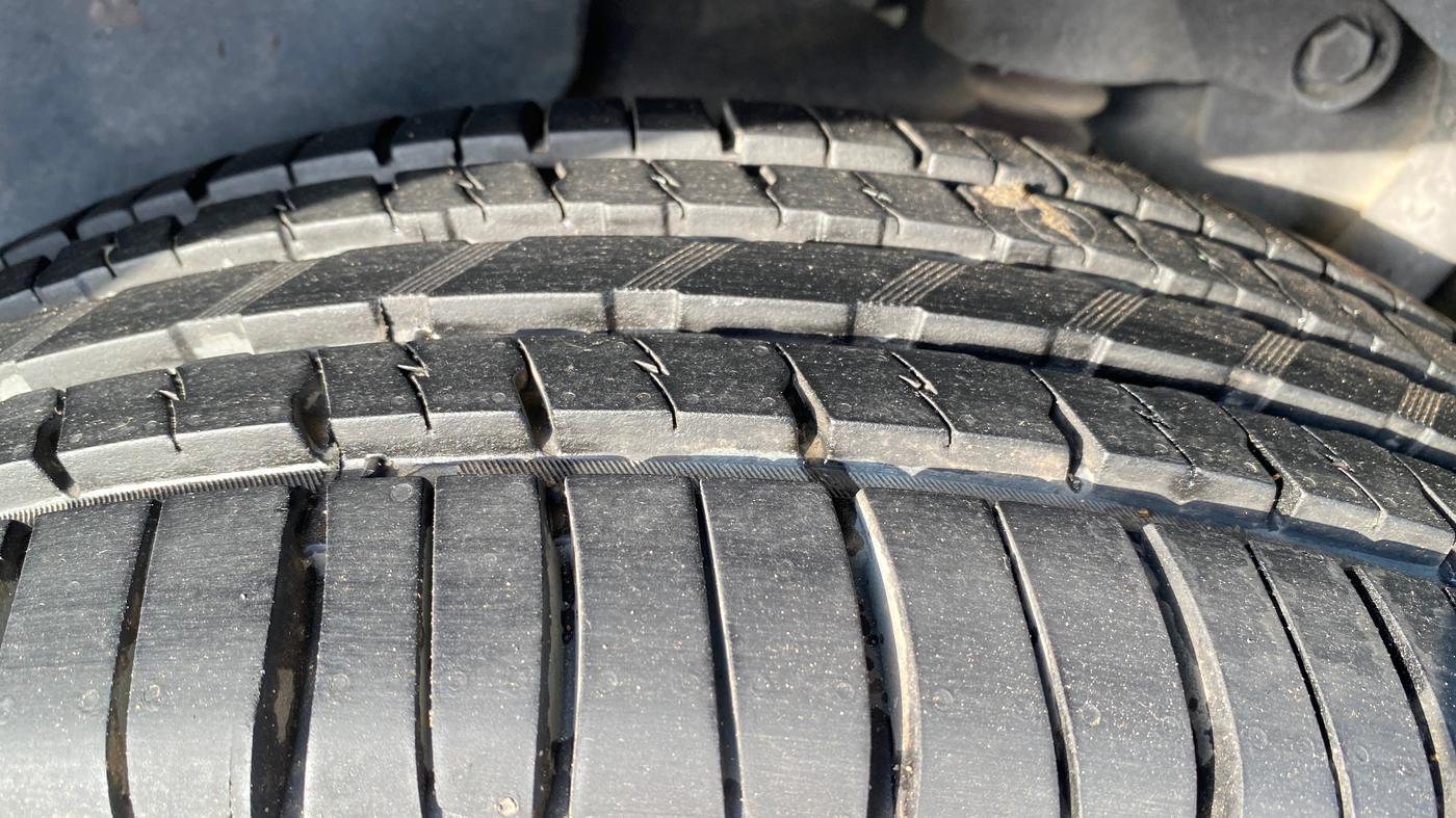 2021 Tata Harrier XMA 2.0L KRYOTEC, Diesel, Automatic, 93,588 km, Right Rear Tyre Tread