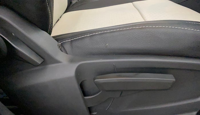 2022 Tata PUNCH ACCOMPLISHED MT, Petrol, Manual, 15,769 km, Driver Side Adjustment Panel