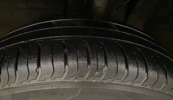 2022 Tata PUNCH ACCOMPLISHED MT, Petrol, Manual, 15,769 km, Left Front Tyre Tread