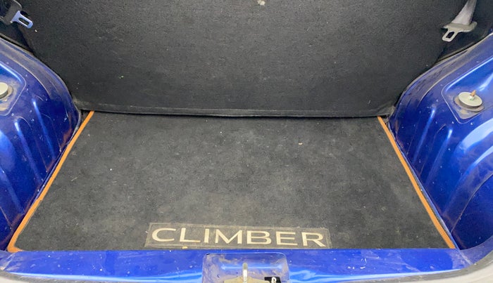 2019 Renault Kwid CLIMBER 1.0, Petrol, Manual, 56,299 km, Boot Inside