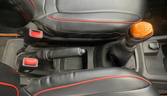 2019 Renault Kwid CLIMBER 1.0, Petrol, Manual, 56,299 km, Gear Lever