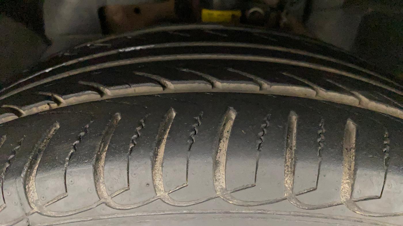 2018 Ford Ecosport TITANIUM + 1.5L PETROL AT, Petrol, Automatic, 12,623 km, Left Front Tyre Tread