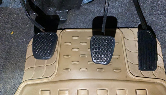 2014 Honda Amaze 1.2L I-VTEC S, Petrol, Manual, 56,804 km, Pedals