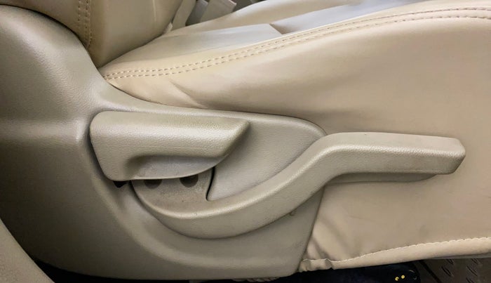 2014 Honda Amaze 1.2L I-VTEC S, Petrol, Manual, 56,804 km, Driver Side Adjustment Panel