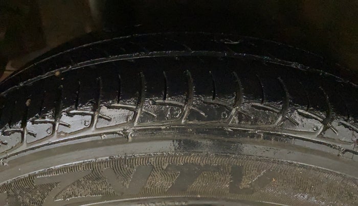 2014 Honda Amaze 1.2L I-VTEC S, Petrol, Manual, 56,804 km, Right Rear Tyre Tread