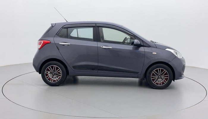 2017 Hyundai Grand i10 SPORTZ 1.2 KAPPA VTVT, Petrol, Manual, 54,505 km, Right Side View