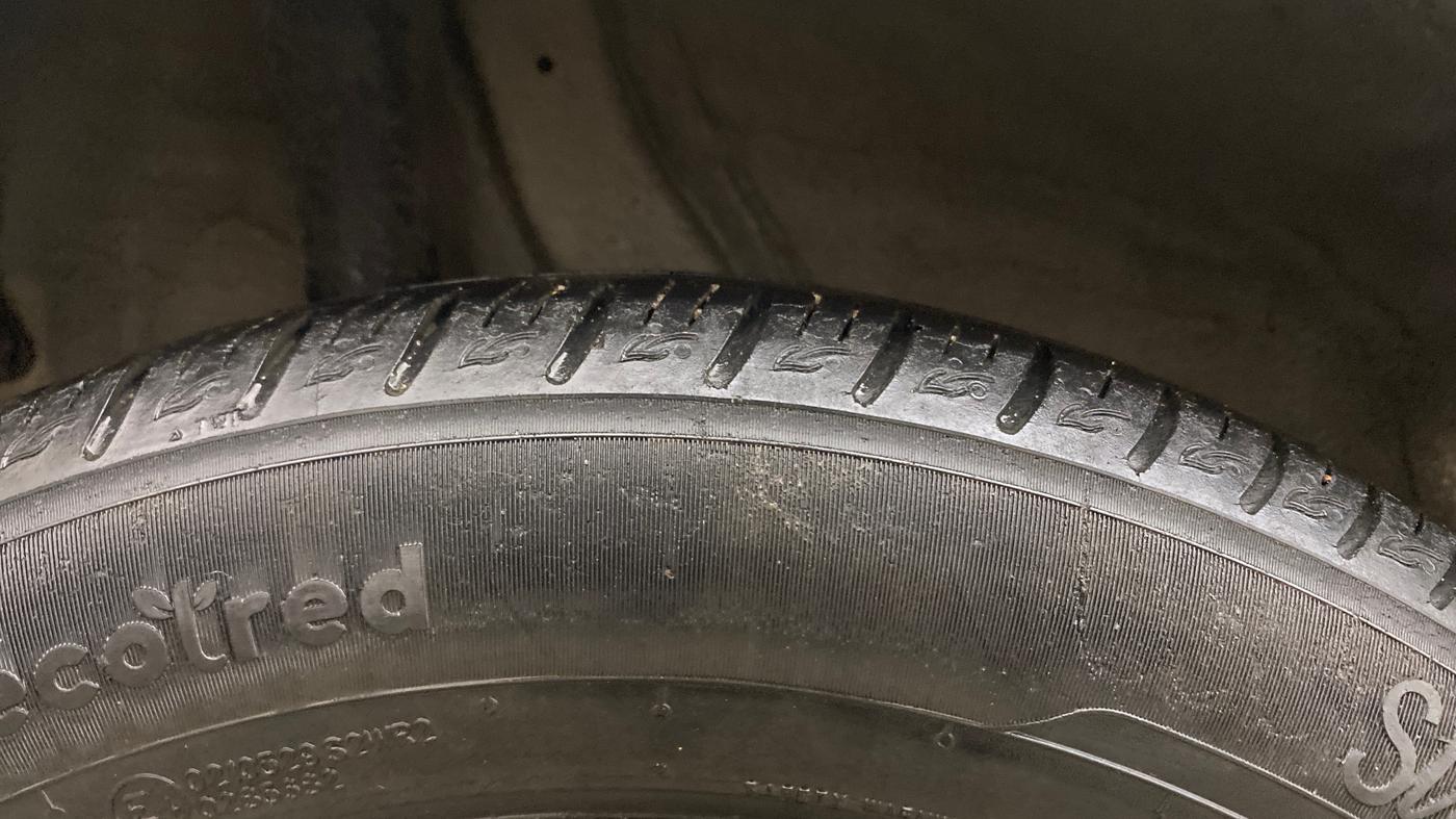2019 Hyundai VENUE SX(O) 1.4 CRDI, Diesel, Manual, 74,895 km, Right Rear Tyre Tread