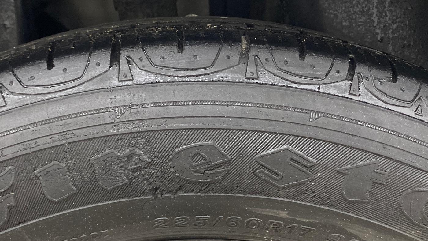 2018 Jeep Compass LIMITED 1.4 PETROL AT, Petrol, Automatic, 72,894 km, Right Rear Tyre Tread