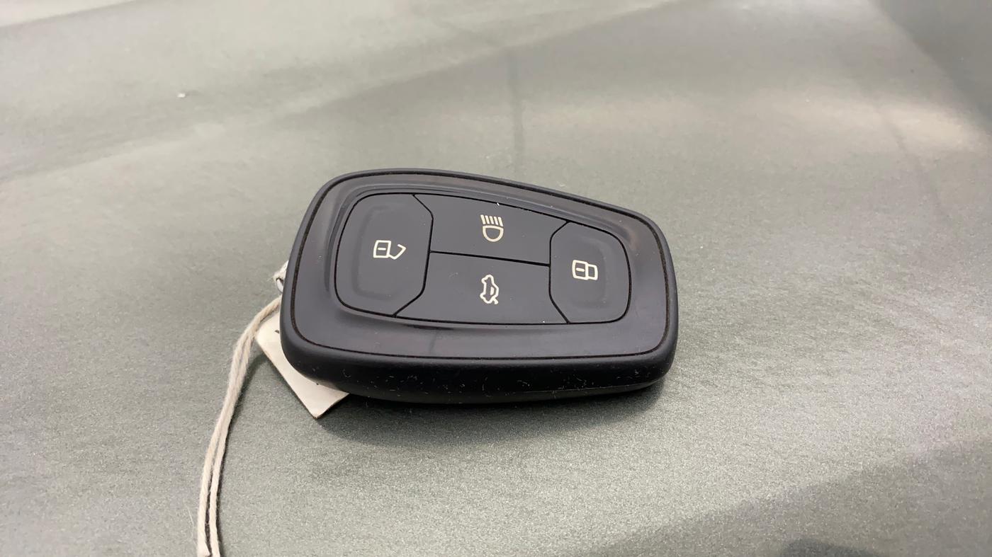2021 Tata NEXON XZ PLUS PETROL, Petrol, Manual, 60,382 km, Key Close Up