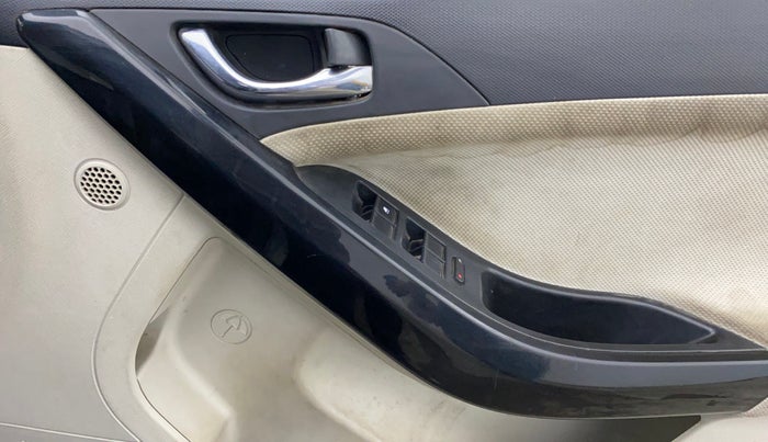 2021 Tata NEXON XZ PLUS PETROL, Petrol, Manual, 60,587 km, Driver Side Door Panels Control