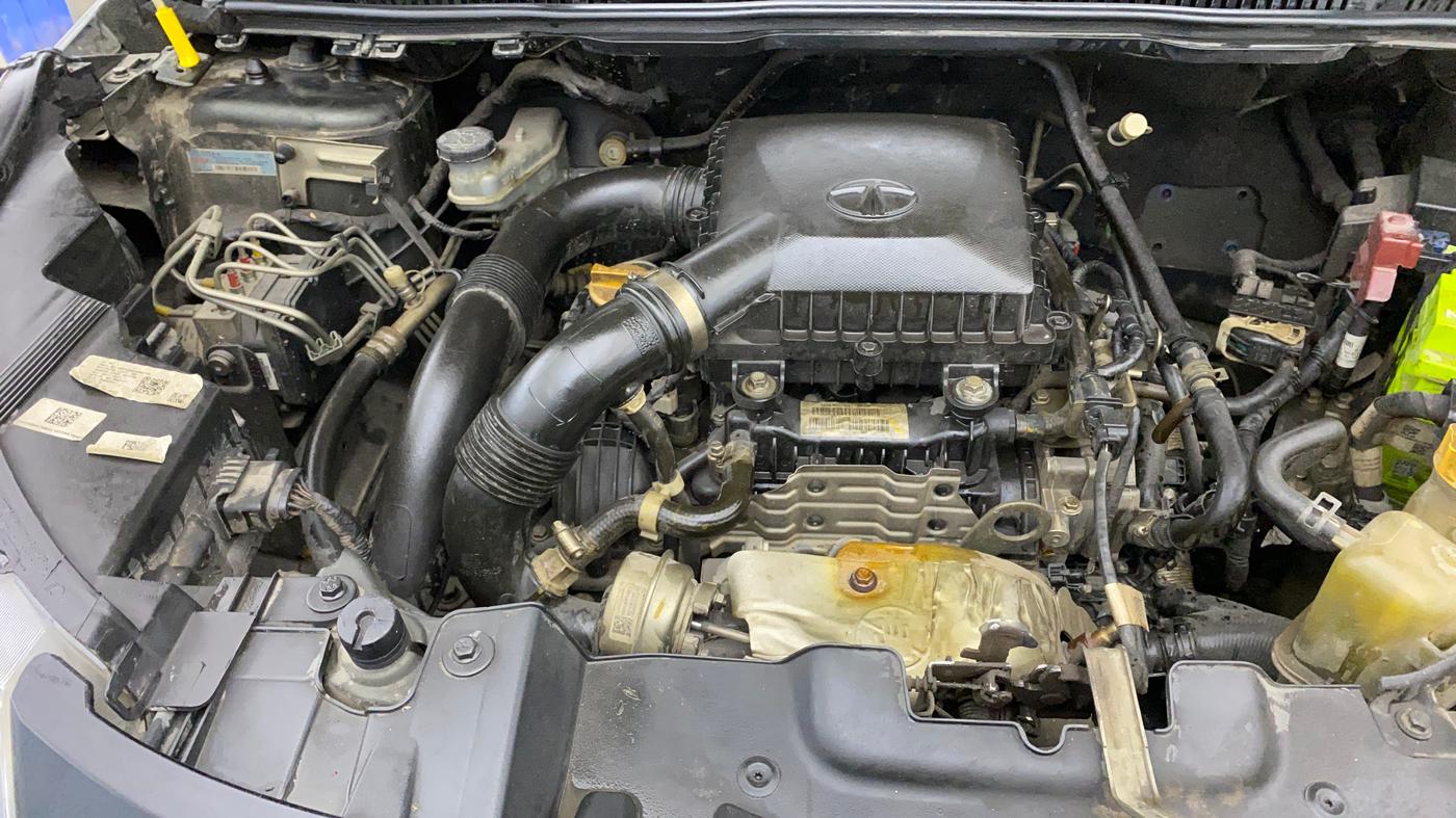 2021 Tata NEXON XZ PLUS PETROL, Petrol, Manual, 60,382 km, Engine View - Right