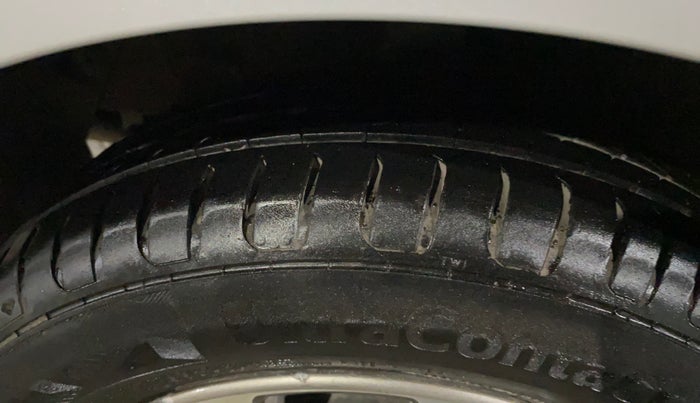 2015 Hyundai Grand i10 ASTA (O) 1.2 KAPPA VTVT, Petrol, Manual, 51,122 km, Right Rear Tyre Tread