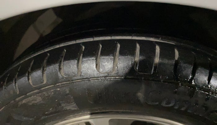 2015 Hyundai Grand i10 ASTA (O) 1.2 KAPPA VTVT, Petrol, Manual, 51,122 km, Left Front Tyre Tread