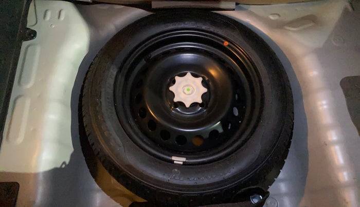 2015 Hyundai Grand i10 ASTA (O) 1.2 KAPPA VTVT, Petrol, Manual, 51,122 km, Spare Tyre