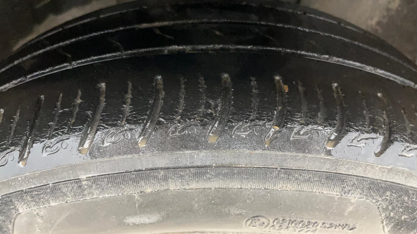 2020 Tata ALTROZ XZ PETROL, Petrol, Manual, 86,317 km, Right Front Tyre Tread