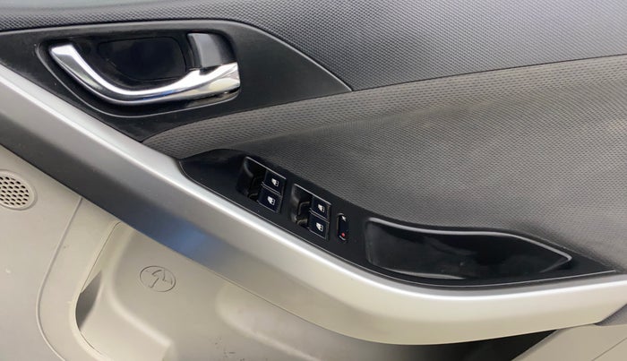 2018 Tata NEXON XZA PLUS DIESEL, Diesel, Automatic, 30,269 km, Driver Side Door Panels Control