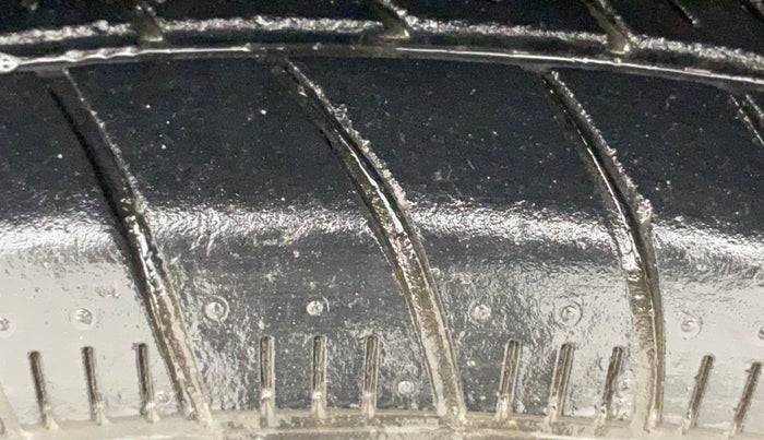 2019 Maruti New Wagon-R LXI 1.0, Petrol, Manual, 15,508 km, Left Front Tyre Tread