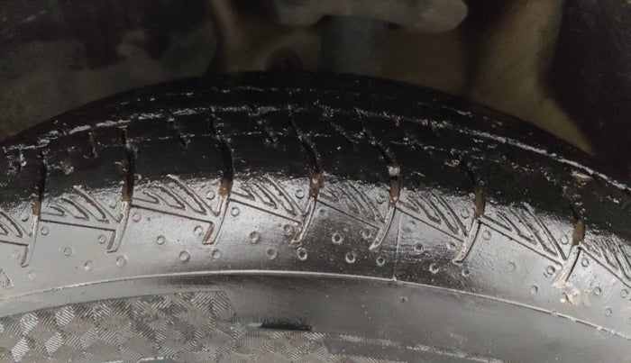 2019 MG HECTOR SHARP 1.5 DCT PETROL, Petrol, Automatic, 69,033 km, Left Front Tyre Tread