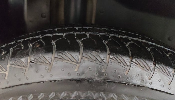 2019 MG HECTOR SHARP 1.5 DCT PETROL, Petrol, Automatic, 69,033 km, Right Rear Tyre Tread