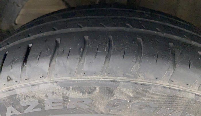 2022 Maruti Dzire VXI AMT, Petrol, Automatic, 45,324 km, Left Front Tyre Tread