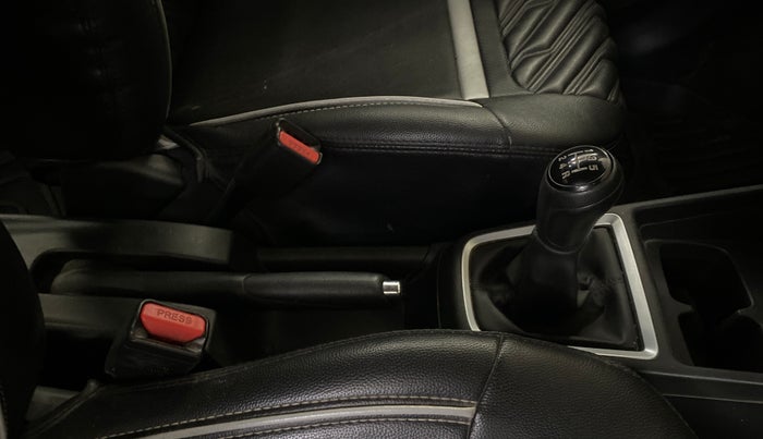 2022 Maruti Swift VXI, Petrol, Manual, 44,783 km, Gear Lever