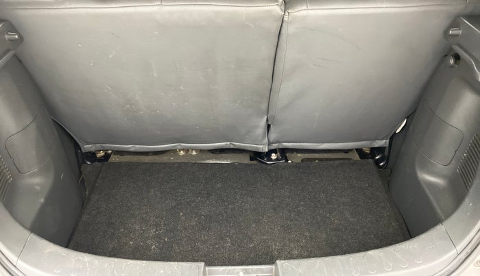 2011 Maruti Ritz VXI, Petrol, Manual, 1,00,332 km, Boot Inside