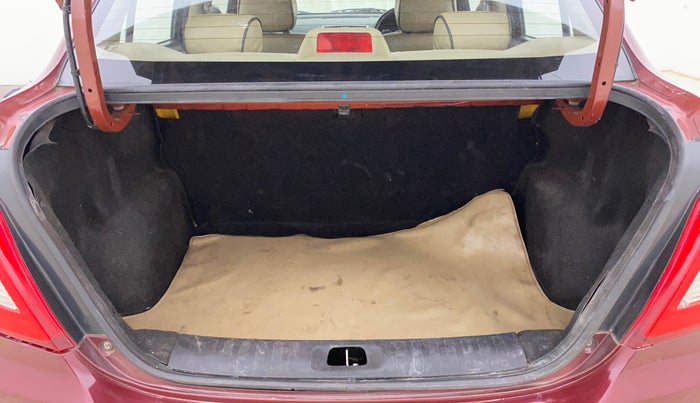 2015 Maruti Swift Dzire ZXI, Petrol, Manual, 63,089 km, Boot Inside