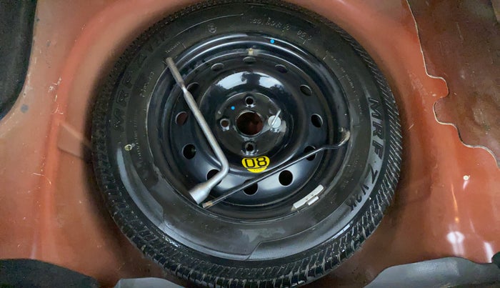 2015 Maruti Swift Dzire ZXI, Petrol, Manual, 63,089 km, Spare Tyre