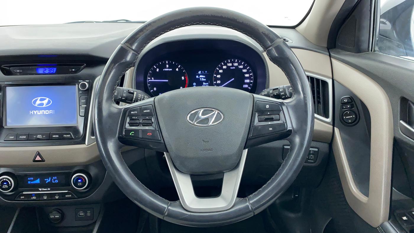 2015 Hyundai Creta 1.6 SX (O) CRDI, Diesel, Manual, 54,952 km, Steering Wheel Close Up