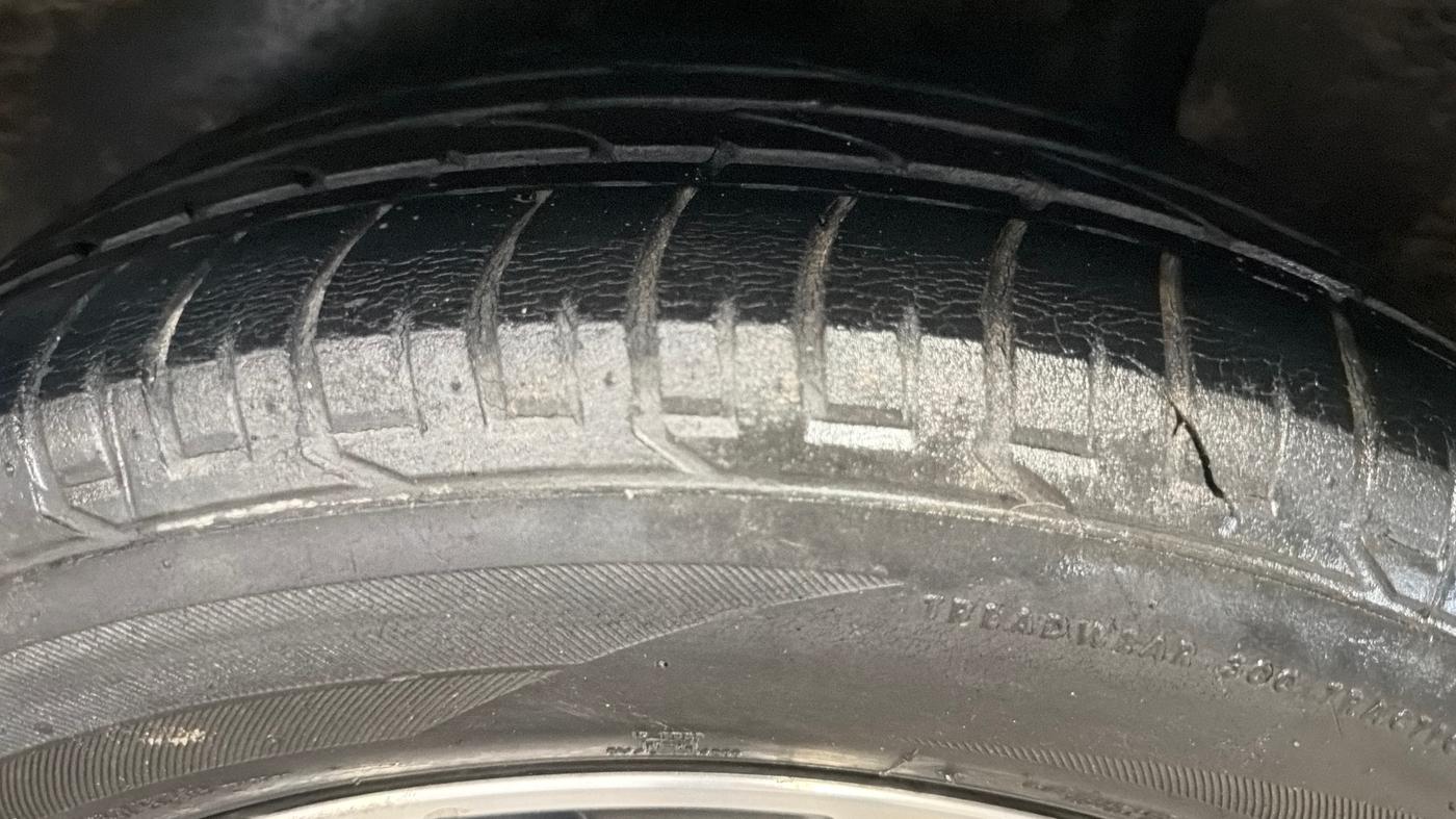 2018 Hyundai Creta SX AT 1.6 PETROL, Petrol, Automatic, 44,583 km, Left Rear Tyre Tread