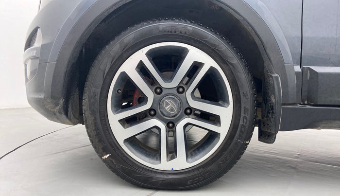 2017 Tata Hexa Varicor 400 XTA, Diesel, Automatic, 1,04,563 km, Left Front Wheel