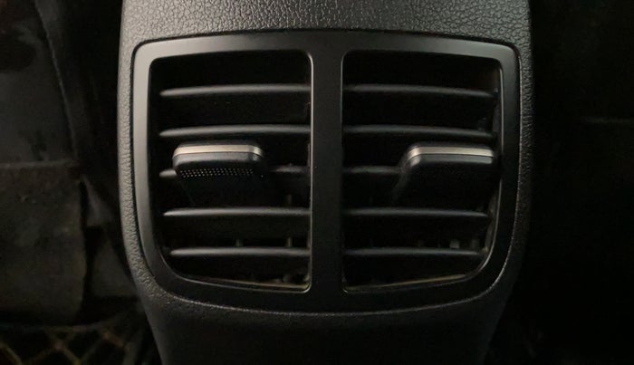 2020 Hyundai NEW I20 ASTA 1.2 MT, Petrol, Manual, 14,790 km, Rear AC Vents