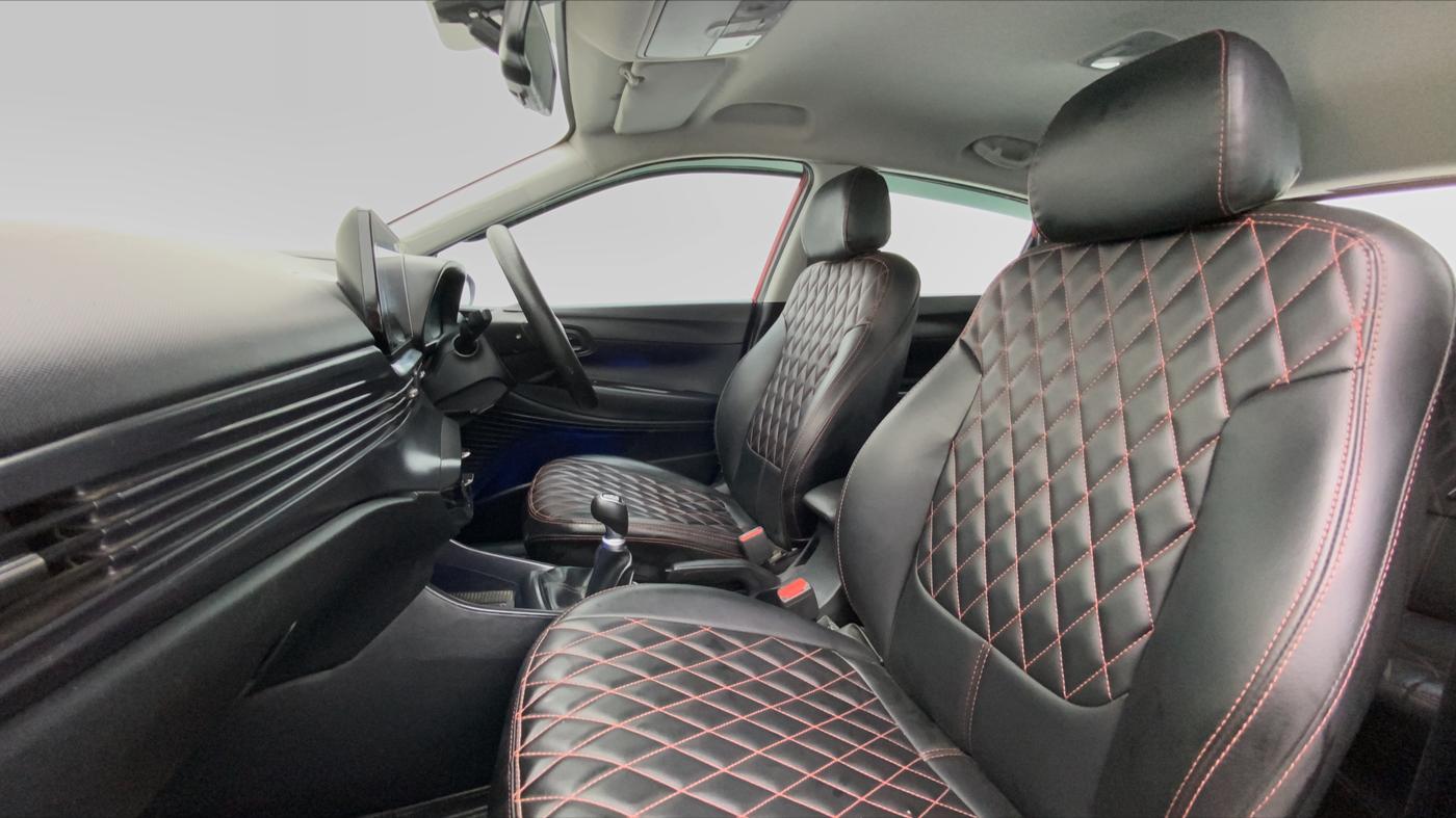 2020 Hyundai NEW I20 ASTA 1.2 MT, Petrol, Manual, 14,790 km, Right Side Front Door Cabin