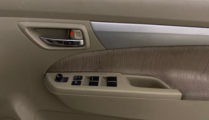 2013 Maruti Ertiga ZXI, Petrol, Manual, 73,710 km, Driver Side Door Panels Control
