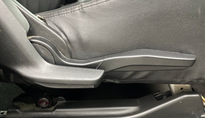 2018 Maruti Baleno ZETA CVT PETROL 1.2, Petrol, Automatic, 37,640 km, Driver Side Adjustment Panel